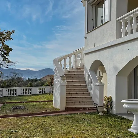 Prestige, Tennis, Piscine & Spa, Sainte-baume Villa